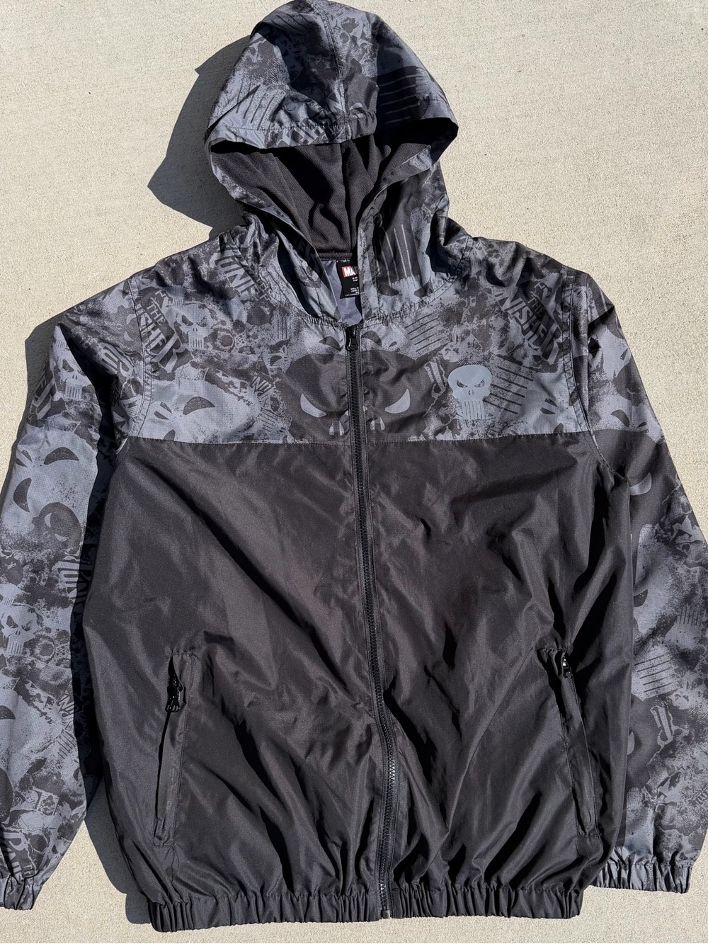 Marvel Men's Black & Gray Hooded Graphic Windbreaker